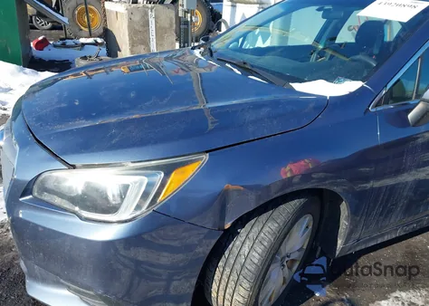 2015 Subaru Legacy 2.5I Premium из США, поврежденный, VIN 4S3BNAC63F3065271